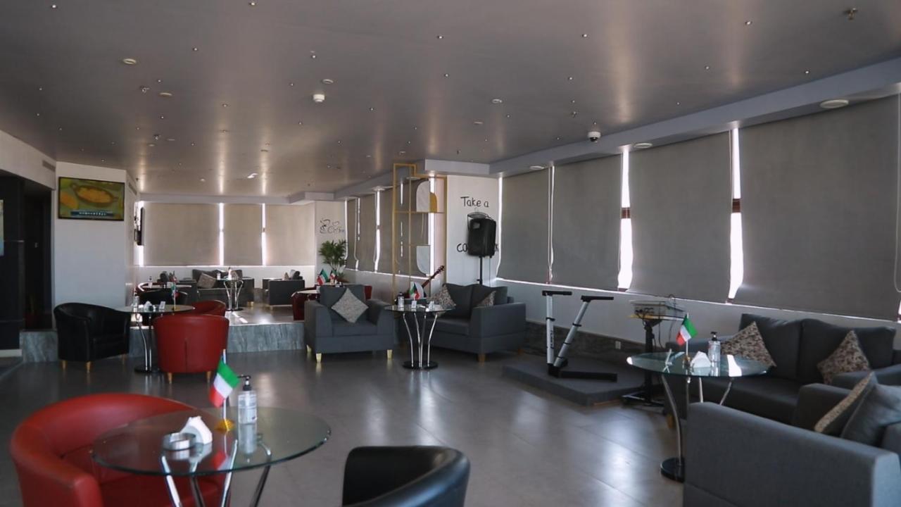 Le Jazz Hotel Kuwait City Eksteriør bilde
